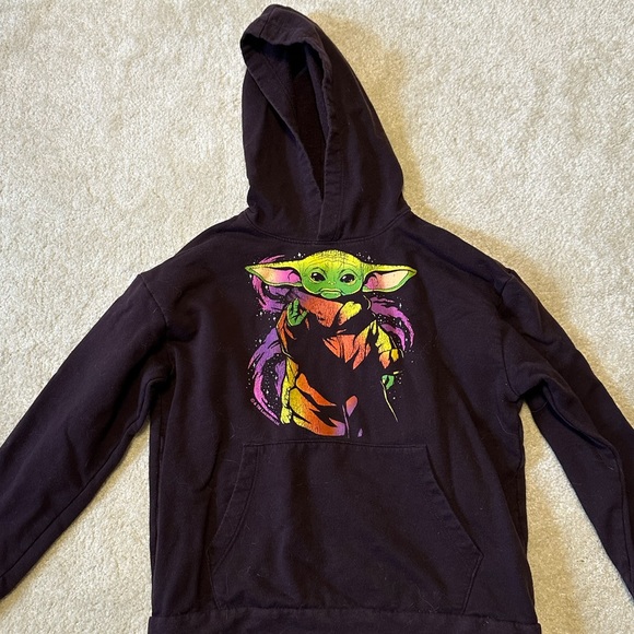 Kids Star Wars Hoodie with Baby Yoda Grogu from The Mandalorian - Picture 2 of 6